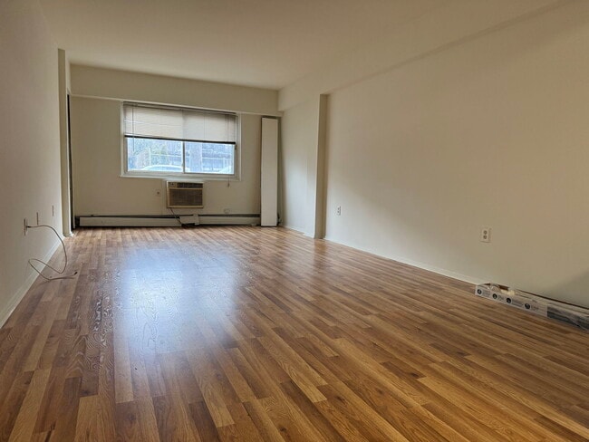 Foto del edificio - 333 Grand Ave