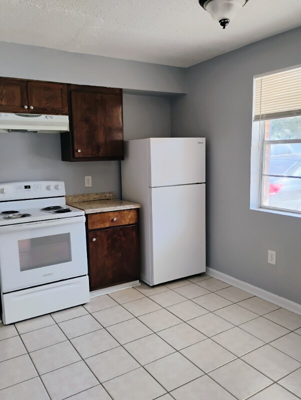 Foto principal - 1120 Sherron Ave