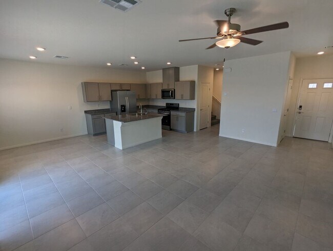 Foto del edificio - 7703 Moore Crk Ln