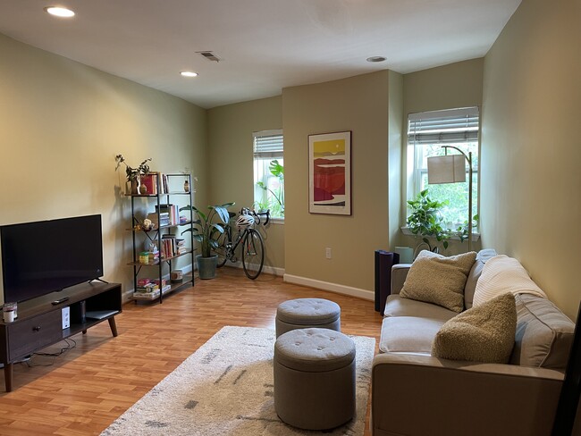 Foto del edificio - 1840 6th St NW