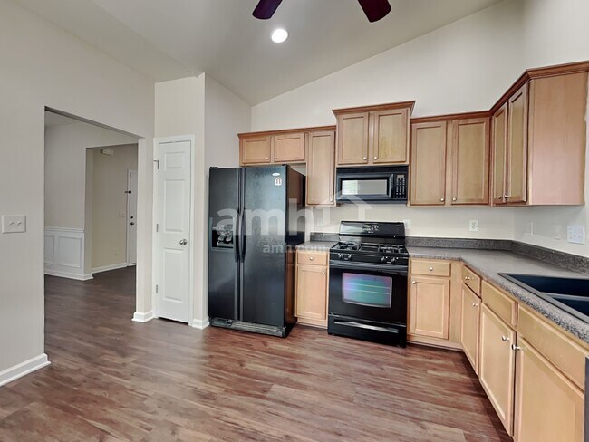 Building Photo - 1500 Woodberry Ct