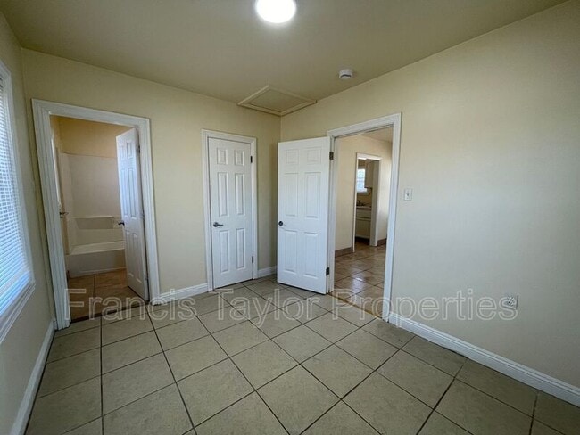 Building Photo - 741 S Escondido Blvd