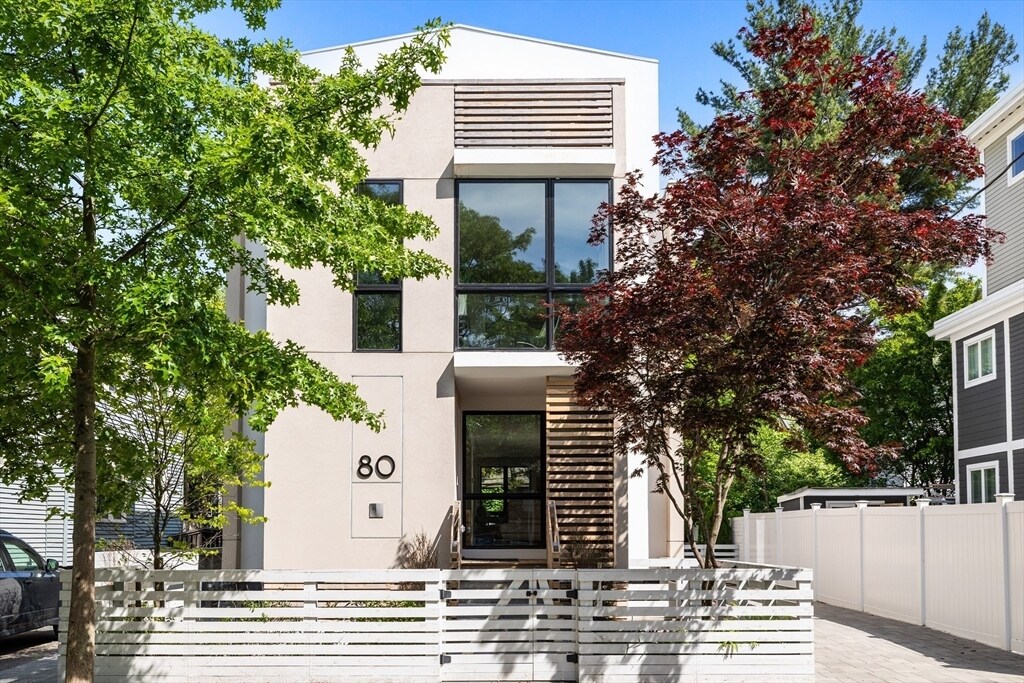 Foto principal - 80 Alpine St