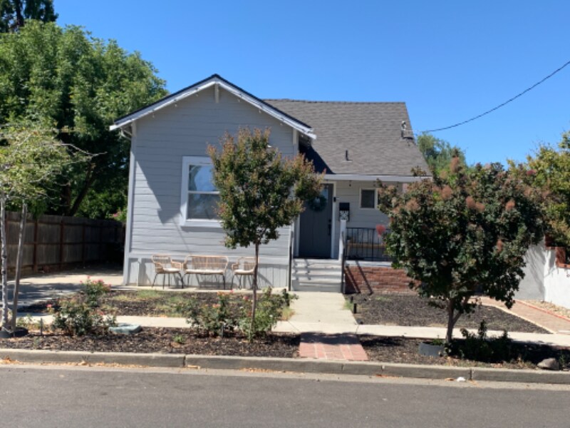 105 Edwards St, Winters, CA 95694 House Rental in Winters, CA