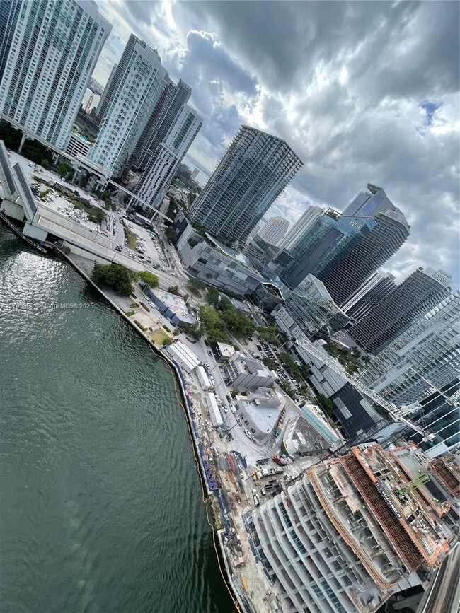 Foto del edificio - 92 SW 3rd St