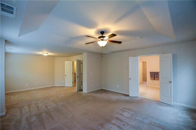 Building Photo - 5573 Primrose Park Ct