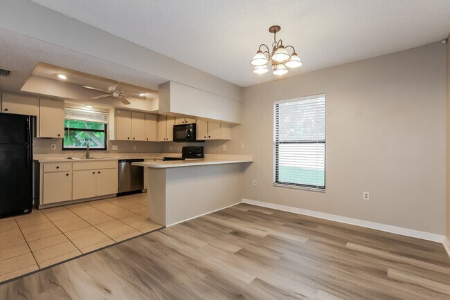 Foto del edificio - 1963 Country Meadows Way