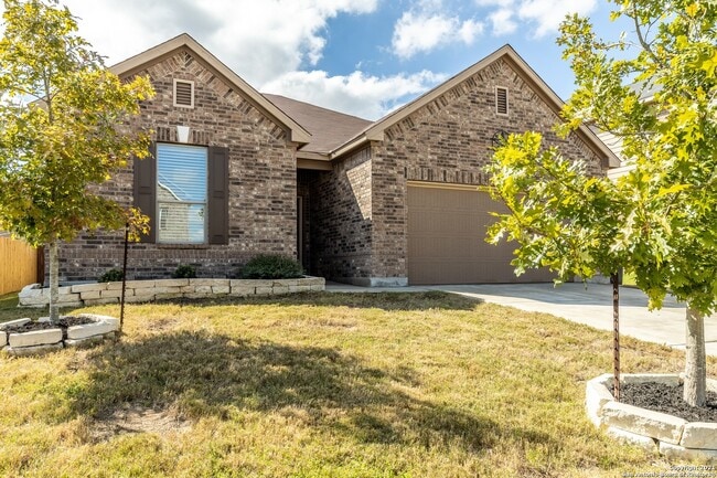 Building Photo - 682 Pond Springs