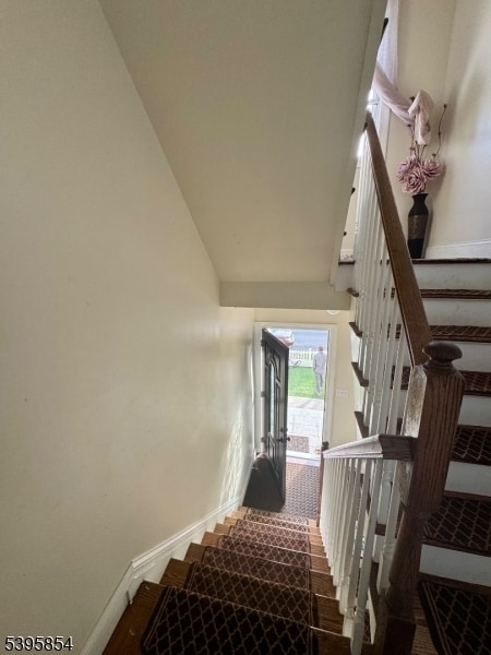 Foto del edificio - 1025 E Grand St