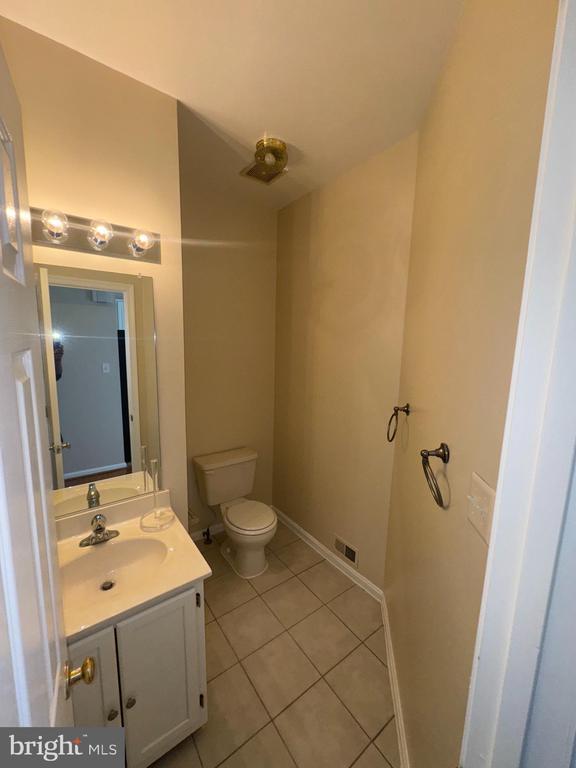 Building Photo - 12326 Quarterback Ct