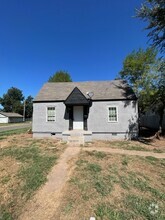 Building Photo - 1727 NE 19th St