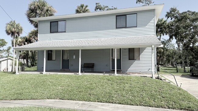 Photo - 202 Mc Donald St (South Daytona, FL) Townhome