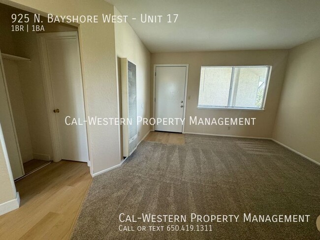 Building Photo - Great Value! Upstairs 1 bedroom 1 bath apa...