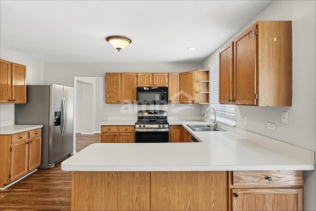 Building Photo - 3809 Landings Rd