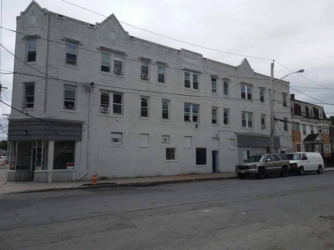 Foto del edificio - 77 S Union St
