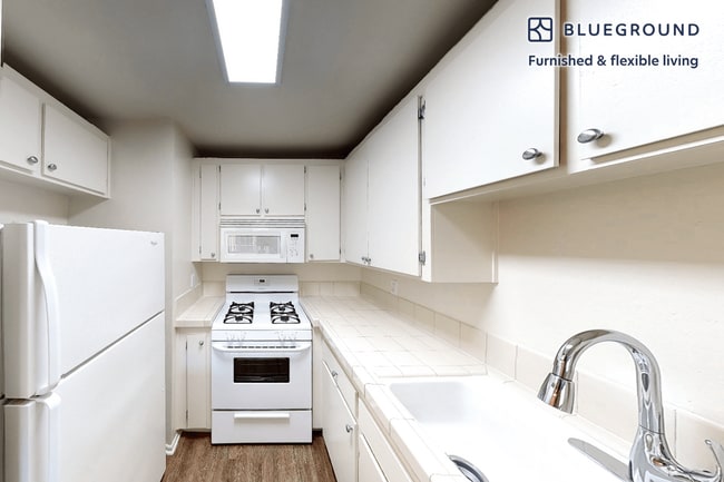 Foto del edificio - 11421 186th St