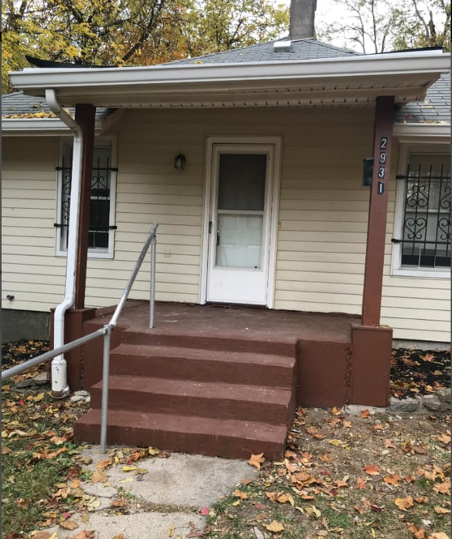 Photo - 2931 Cavanaugh Ave House