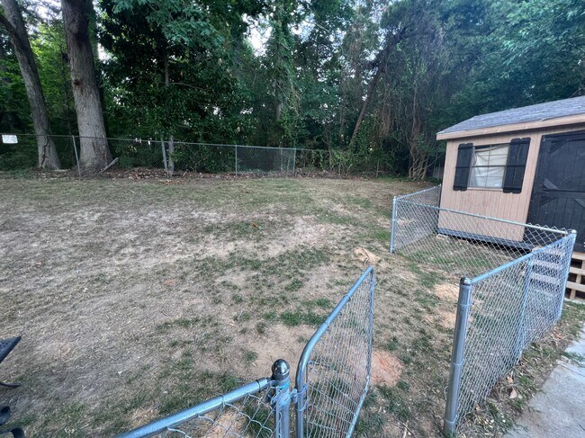Foto del edificio - 2512 Murrayhill Rd