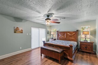 Building Photo - 11818 Laneview Dr