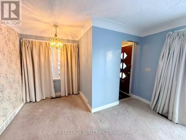 Photo du bâtiment - 6281 Burdette Dr