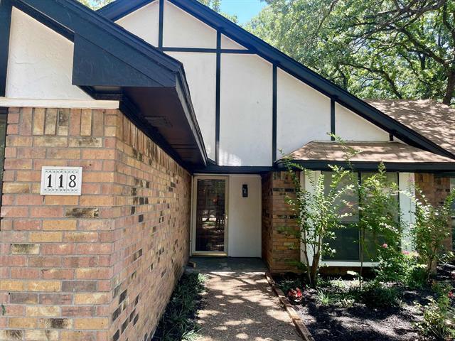 Building Photo - 118 Oakhaven Dr