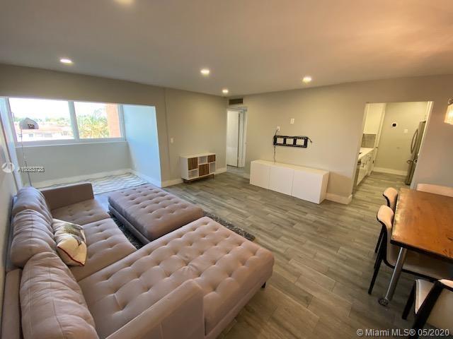 Building Photo - 750 NW 43rd Ave