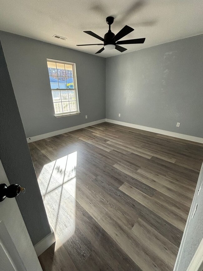 Foto del edificio - 16754 Hunters Ridge Ln