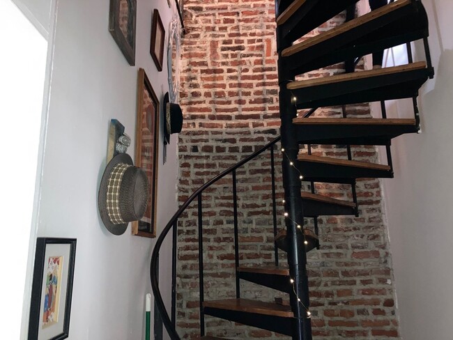Foto del edificio - 616 Spruce St