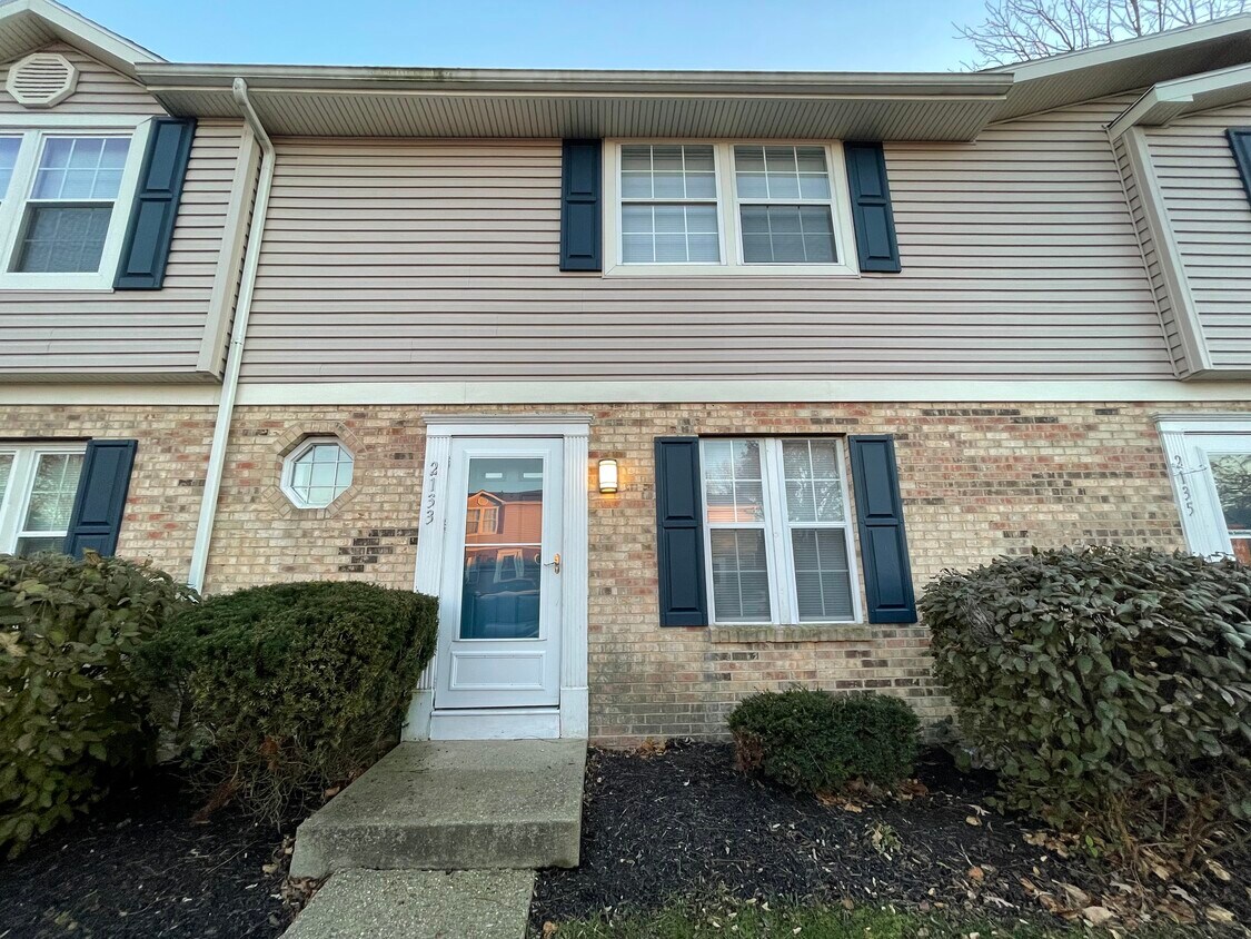 Primary Photo - 2133 Chapel Dr
