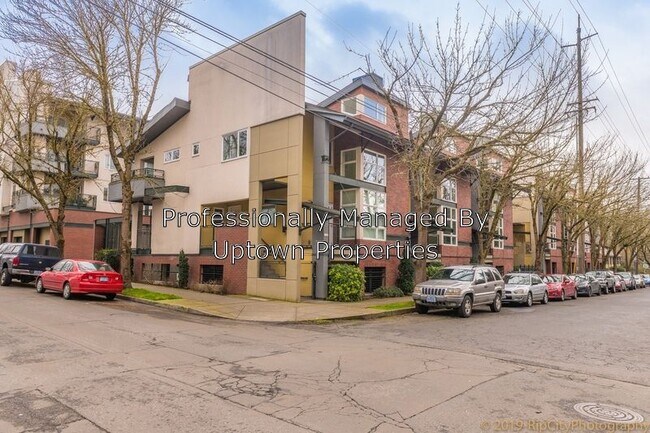 Foto del edificio - 1132 NE Schuyler St