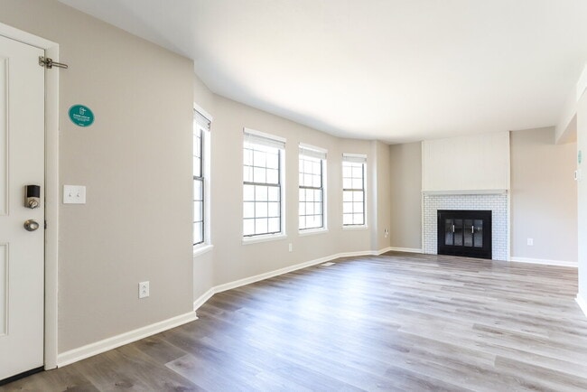 Building Photo - 4842 S Pagosa Way