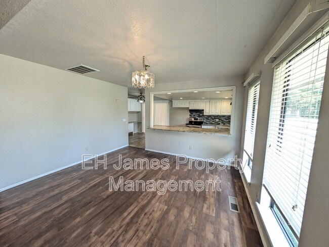 Foto del edificio - 8440 E 64th Pl