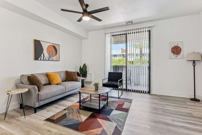 Foto del edificio - 6610 N 93rd Ave