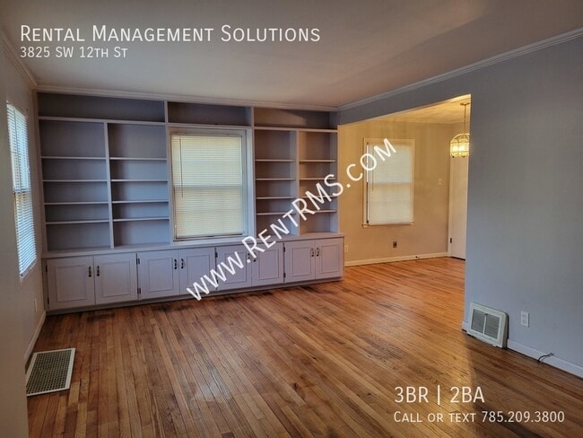 Building Photo - 3825 SW 12th St - 3 BED/1.5 BATH