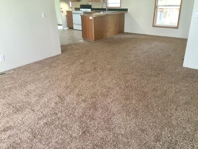 Foto del edificio - STATUS:  HOLD | R57C |  $2075