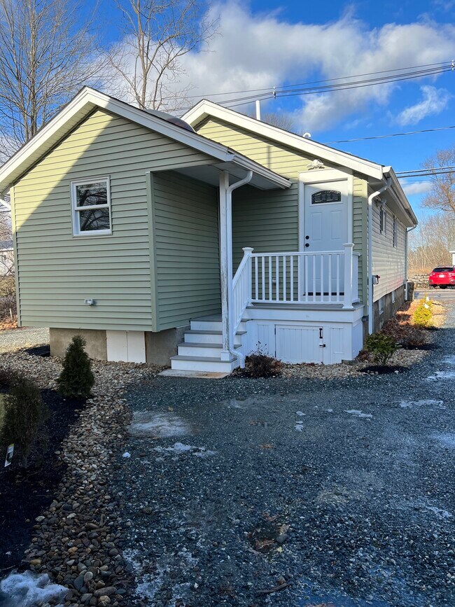 Building Photo - 70 Burroughs Rd