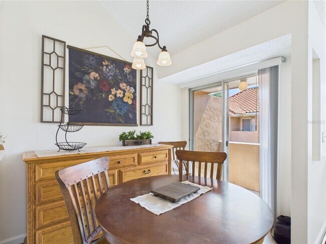 Building Photo - 8307 Waterview Way