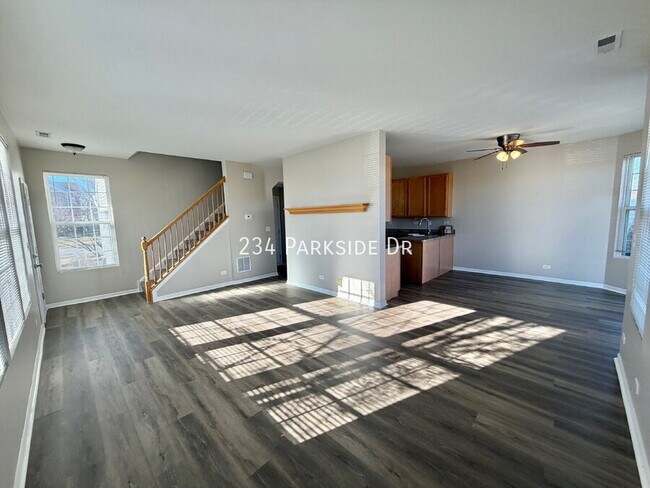 Foto del edificio - 234 Parkside Dr