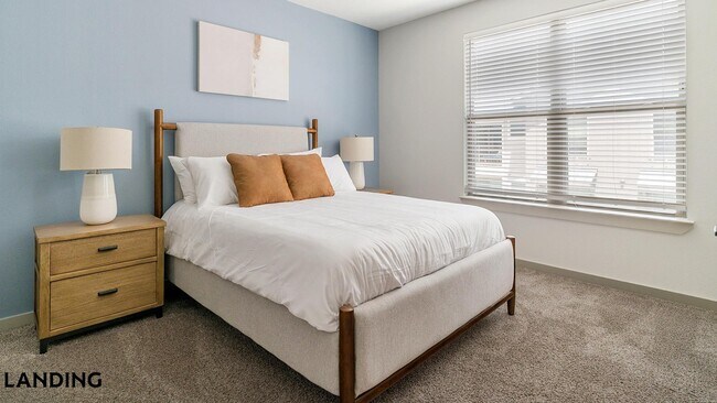Foto del edificio - 20290 Park Lake View Dr