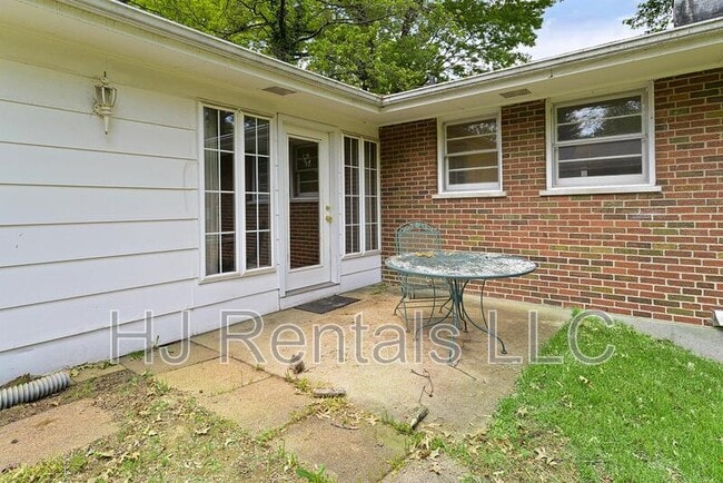 Foto del edificio - 160 St Benedict Ln