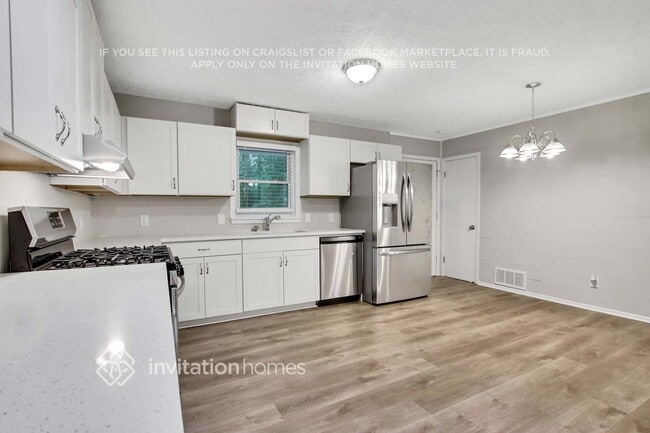 Building Photo - 2683 Altony Dr SW