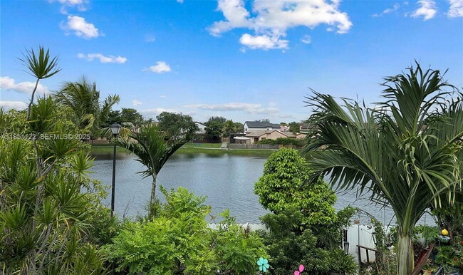 Building Photo - 917 SW 135th Ct