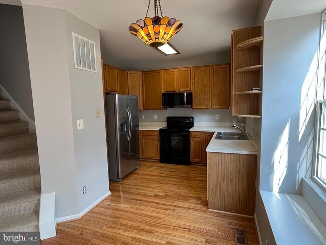 Building Photo - 14223 Brenham Dr