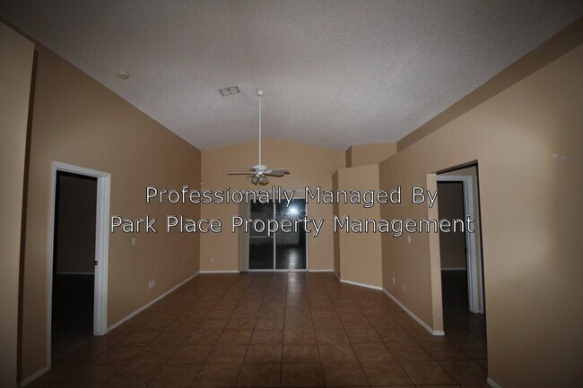 Building Photo - 3454 Lake Tiny Cir