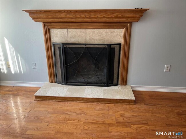 Foto del edificio - 3 Sandlewood Ln