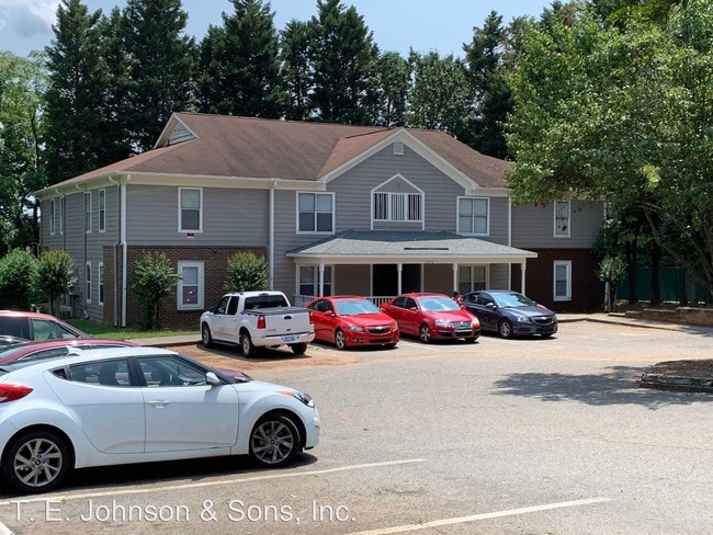 Building Photo - 1398 Chestnut Plains Ct