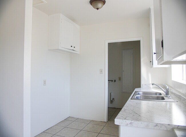 Building Photo - 4500 Verdugo Rd