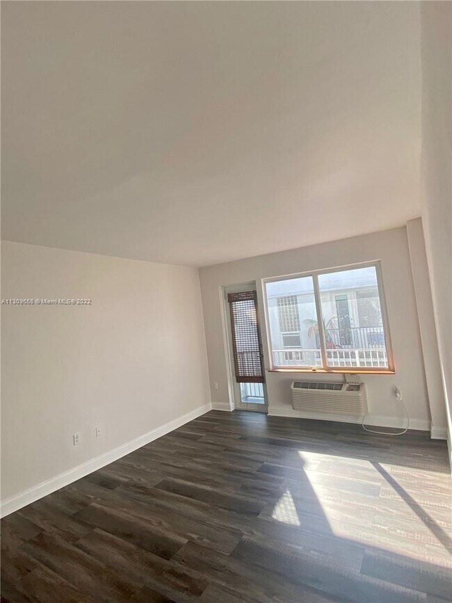 Foto del edificio - 320 80th St