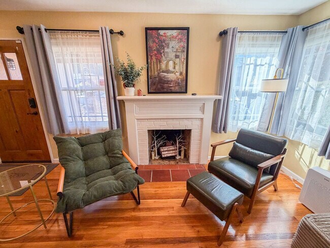 Foto del edificio - 16018 Windsor Dr