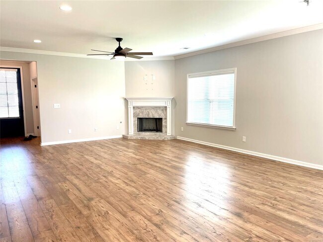 Foto del edificio - 1355 Bristol Park Pl